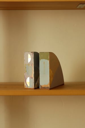Bookend 5