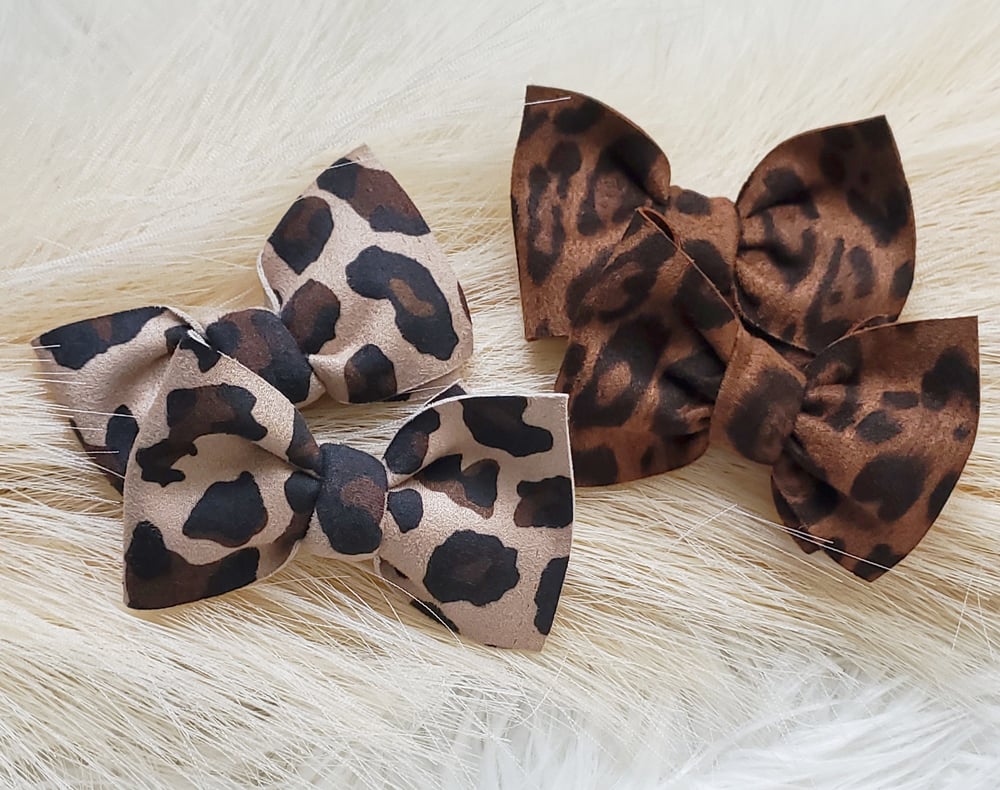Image of Leopard suede piggies