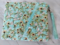 Image 3 of Daisies on Wristlet Bag