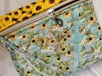 Image 2 of Daisies on Wristlet Bag
