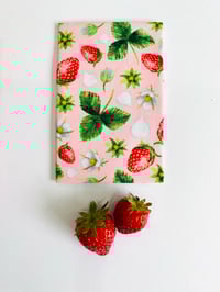 STRAWBERRIES & BLOOMS