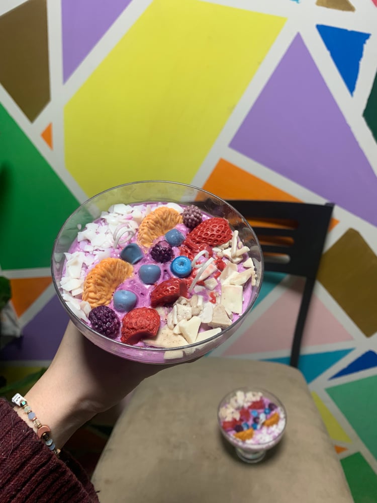 Image of SMOOTHIE BOWL CANDLE