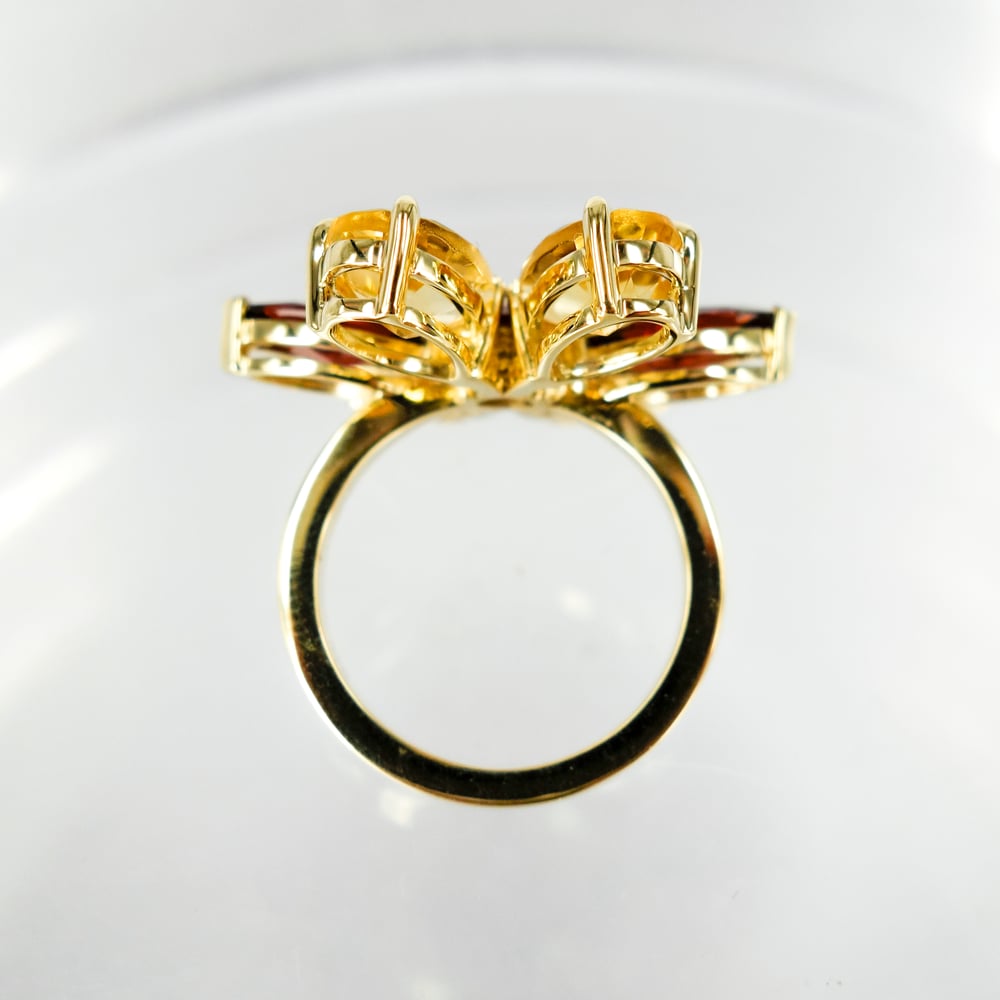 Image of Stunning 9ct yellow gold large precious gemstone cocktail ring. PJ5967