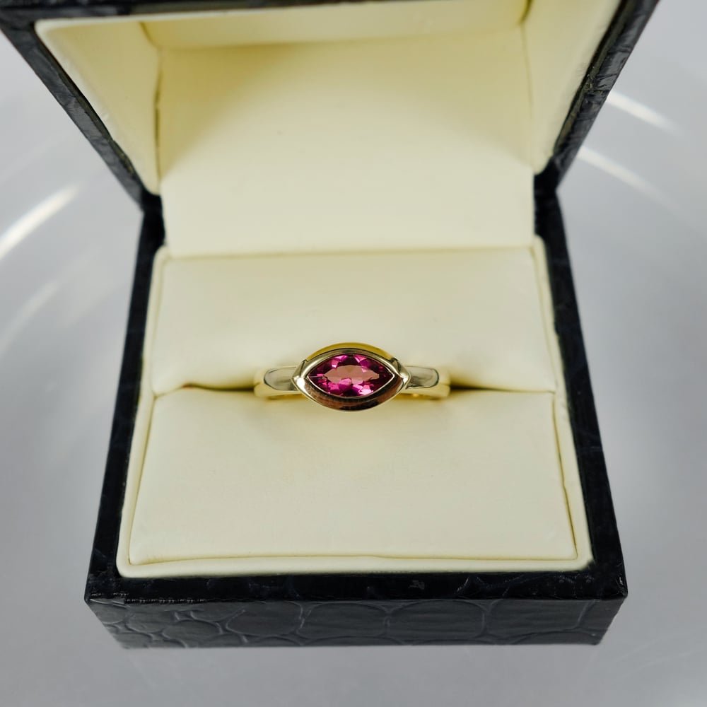 Image of 9ct yellow gold tourmaline dress ring. PJ5964