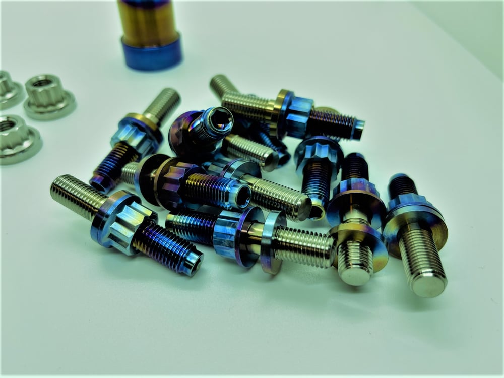 SR20/KA24 Titanium exhaust manifold stud kit