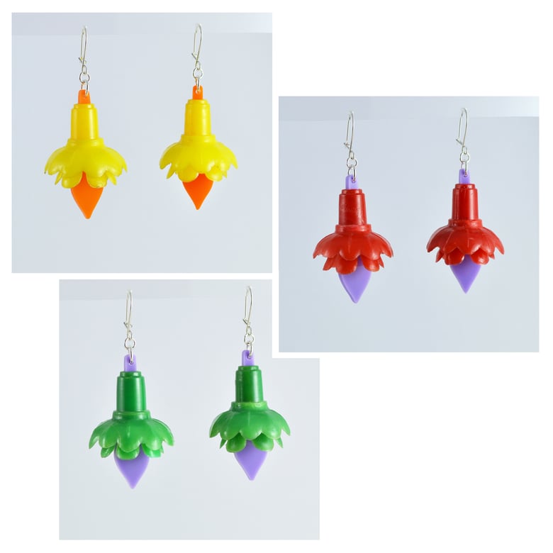 Image of Vintage Fairy Light Earrings Flowers