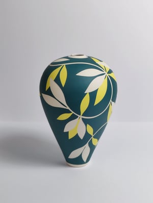 Image of Large Emerald, Yellow & White Leaf Vessel 