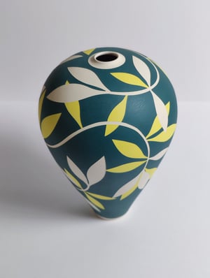 Image of Large Emerald, Yellow & White Leaf Vessel 