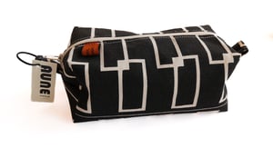 Image of Canvas Dopp - Chain Design