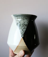 Image 4 of criss-cross vase, medium