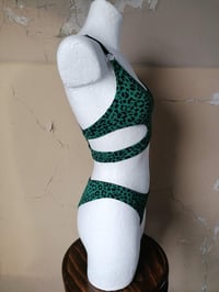 Image 3 of Side Cut Out Top
