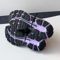 Image 5 of size: us9W uk7 eu40.5 cm25.2