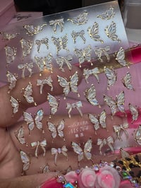 Iridescent Butterfly w/Gold Sticker 