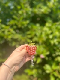 Strawberry Badge Reel🍓