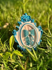 Image 2 of Beau Box No8