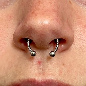 SEPTUM PIERCING SERVICES