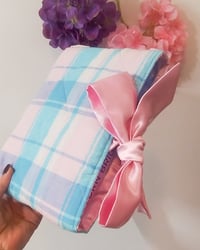 Image 2 of Cotton Candy Plaid Bow Book Keeper