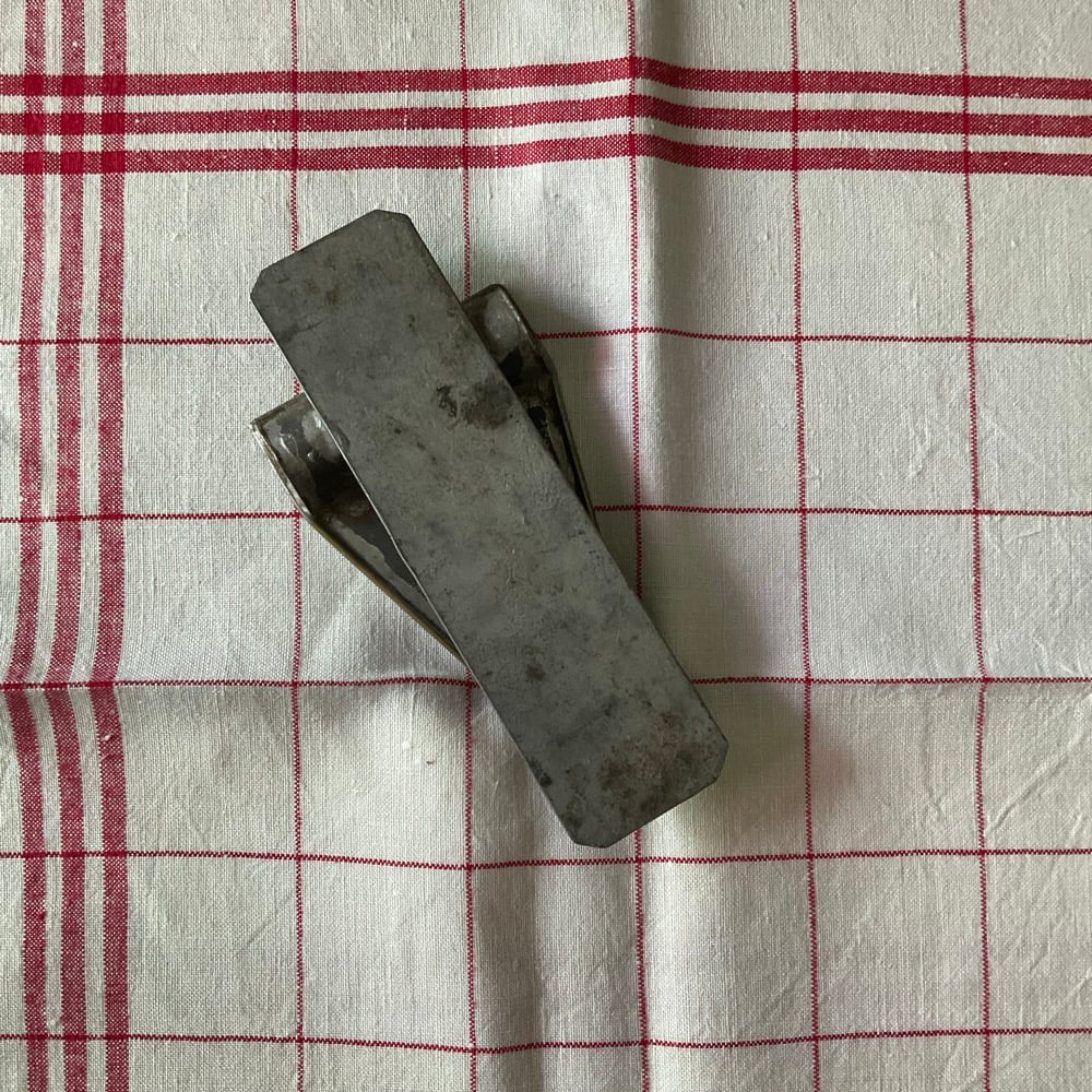 Image of Small “T” Mould