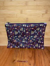 Image 4 of Pochette jeans fleuri 