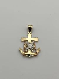 Image 3 of 10k Anchor Cross