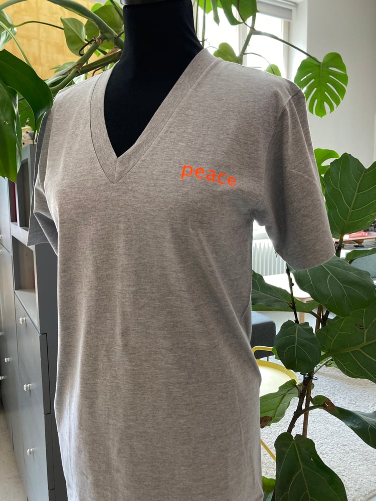 Image of T Shirt V-neck