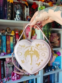 Image 1 of Bolso Alas de Sangre corazón rosa