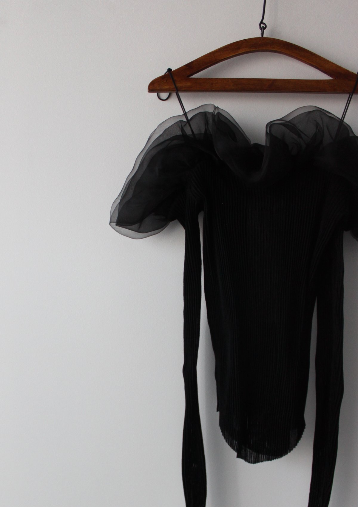 PRE-ORDER NOW CLOSED - Off-shoulder double layer organza jersey top