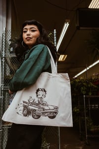 Image 1 of CRUISING TOTE