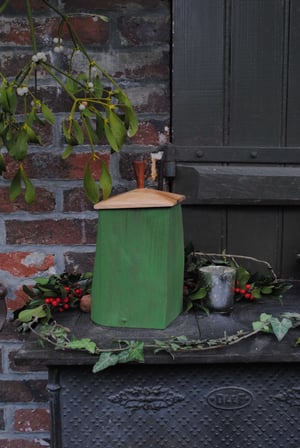 Image of Large green shrinkpot - Grande boîte suedoise verte