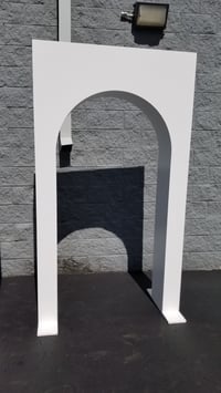 Open U - shape  backdrop 