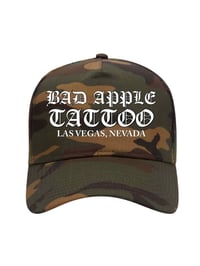 BAD APPLE Camo / White