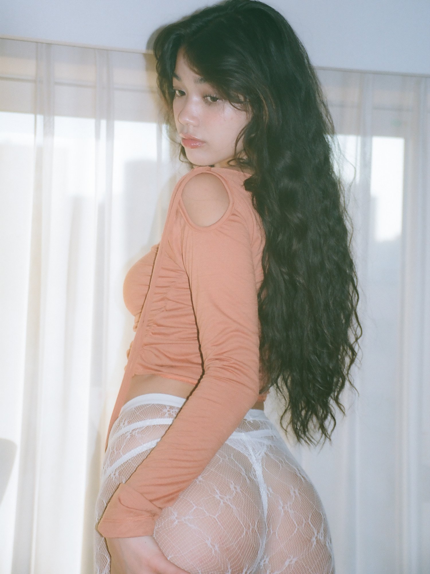 Image of No. 29 / Fantasy Ruched L/S - Tangelo