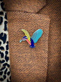 Image 4 of Kingfisher Hard Enamel Pin