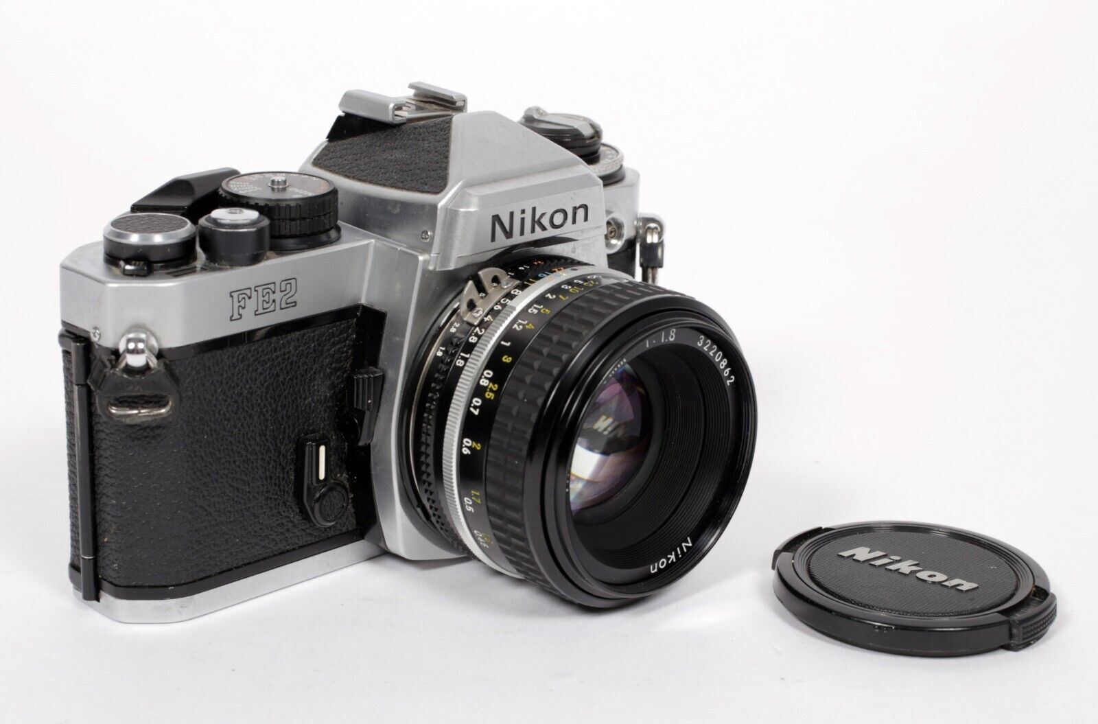 Nikon FE2 35mm SLR Film Camera with 50mm F1.8 Nikkor lens #128