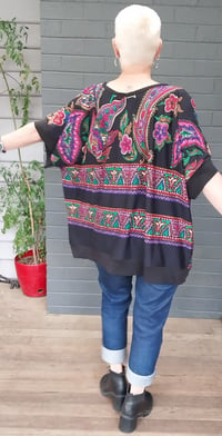 Image 2 of KylieJane Oversized top -paisley