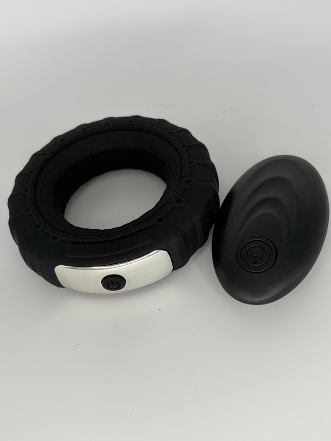 Vibrating cock Ring (remote controlled)