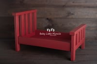 Newborn bed red