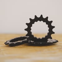 Pignon fixe cannelé Noir Victoire