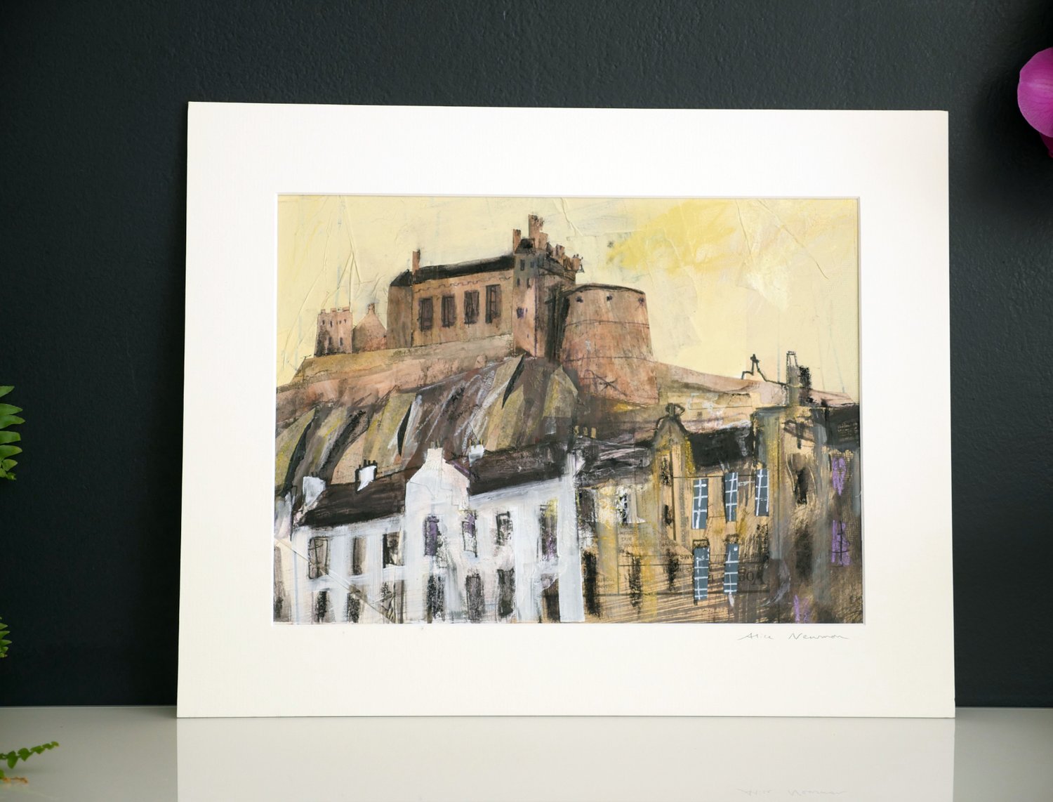 Image of Edinburgh Castle from the Grassmarket