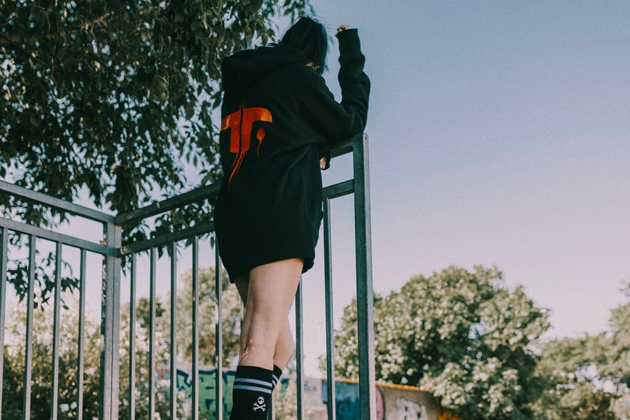 Image of SWEAT CAPUCHE TROUBLES FETE SANG BLACK