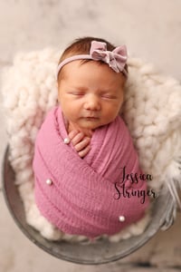 Image 2 of Newborn Session $25 DEPOSIT  // $475 total session fee 