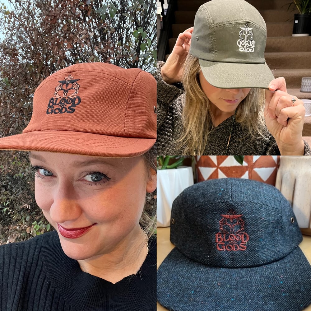 5-Panel Blood Of Gods Embroidered Hats