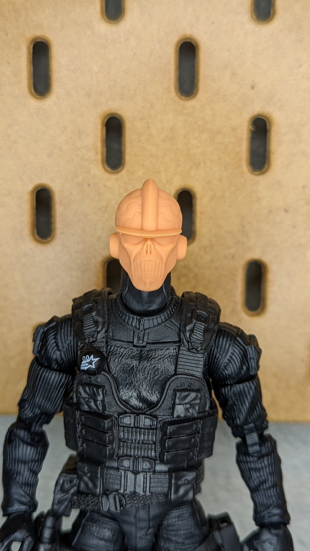 Skull buster