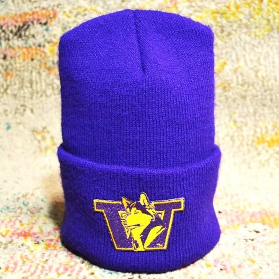 Image of Vintage 1990's University of Washington Huskies Purple Logo Beanie