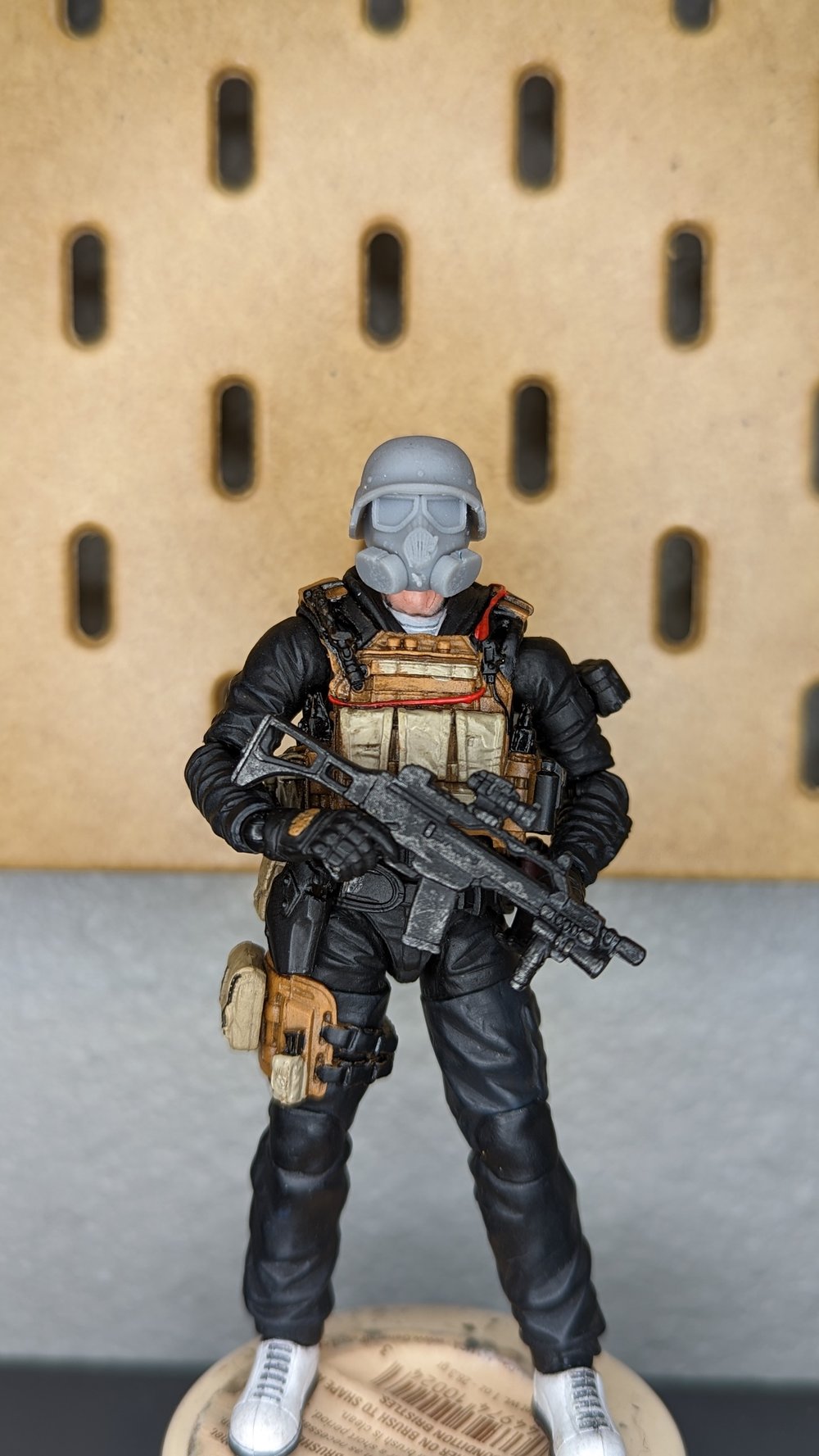 1/18 Gas mask