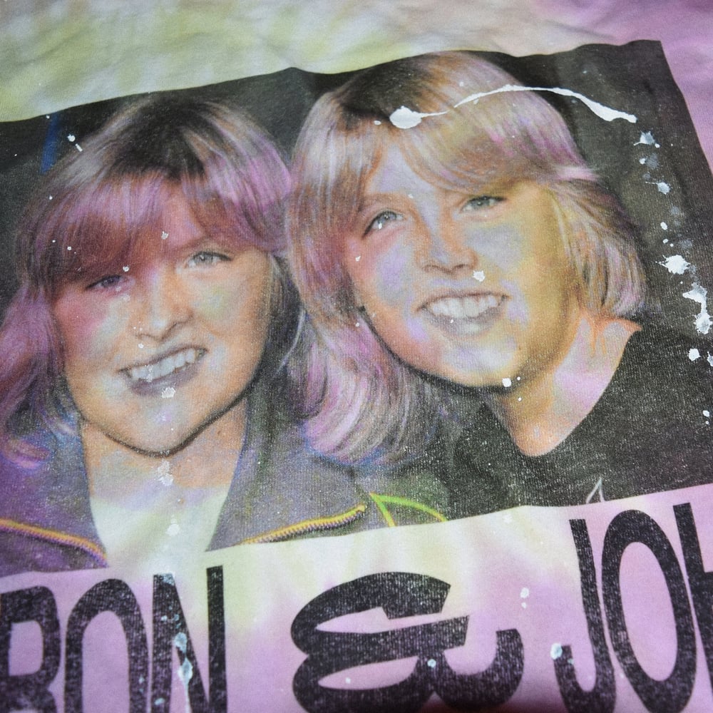 HANDPRINTED "ZACK & CODY" TEE