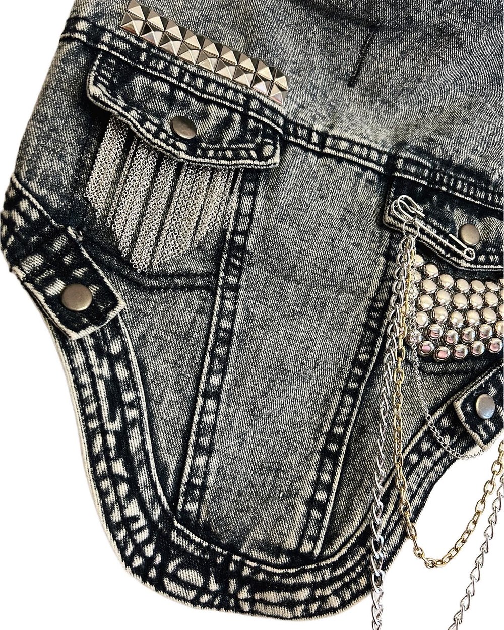 Studs + Chains Acid Wash - L