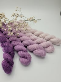 Image 3 of L'amour est un bouquet de violettes - Guimauve