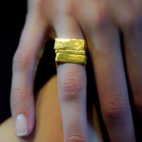 Image 1 of Trio Bagues Carrées Martelées / Square Hammered Trio Rings