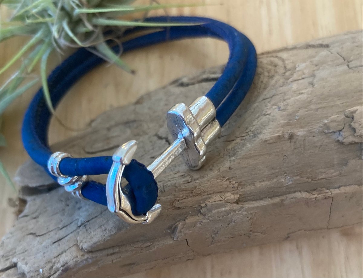 Image of Cork Bracelet with Anchor Closure